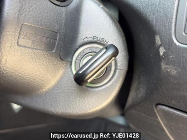 Used 2005 AT toyota allex NZE121 Image[26]