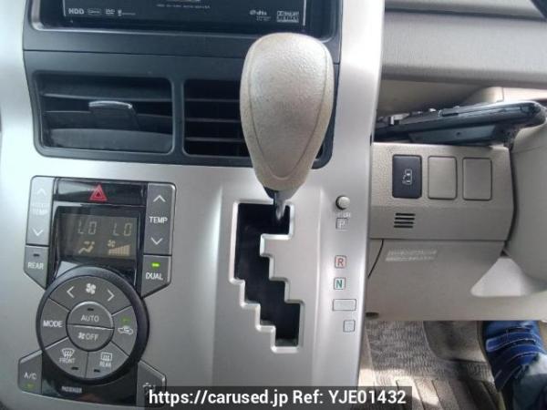 Used 2008 AT toyota noah ZRR70G Image[26]