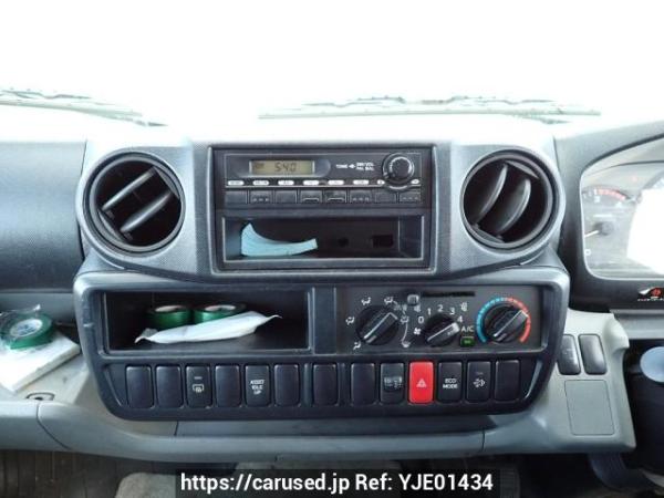 Used 2011 MT toyota dyna-route-van XZC605V Image[18]