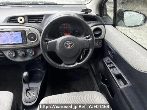 Used 2011 AT toyota vitz KSP130 Image[18]