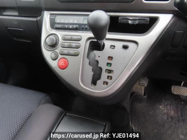 Used 2005 AT toyota wish ZNE10G Image[25]
