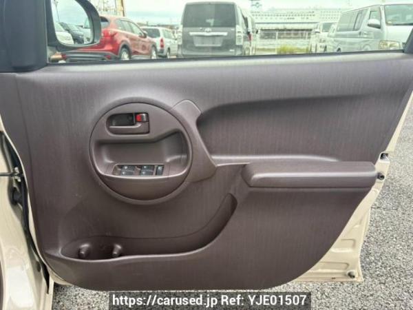 Used 2013 AT toyota passo KGC30 Image[28]
