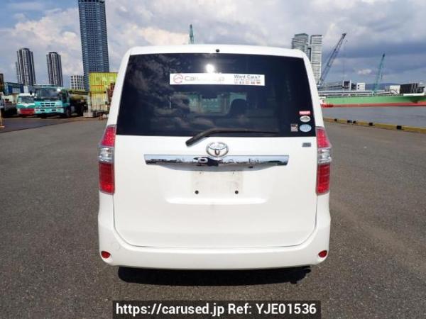 Used 2009 AT toyota noah ZRR70G Image[5]