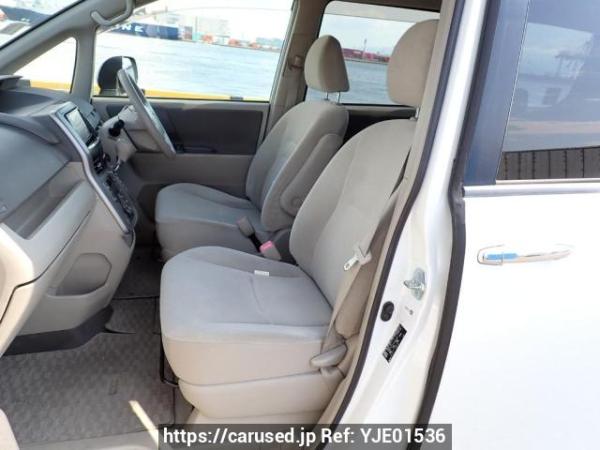 Used 2009 AT toyota noah ZRR70G Image[13]