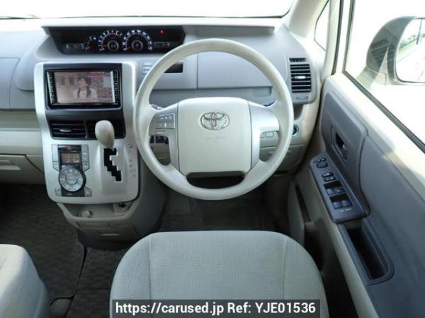 Used 2009 AT toyota noah ZRR70G Image[20]