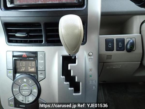 Used 2009 AT toyota noah ZRR70G Image[23]