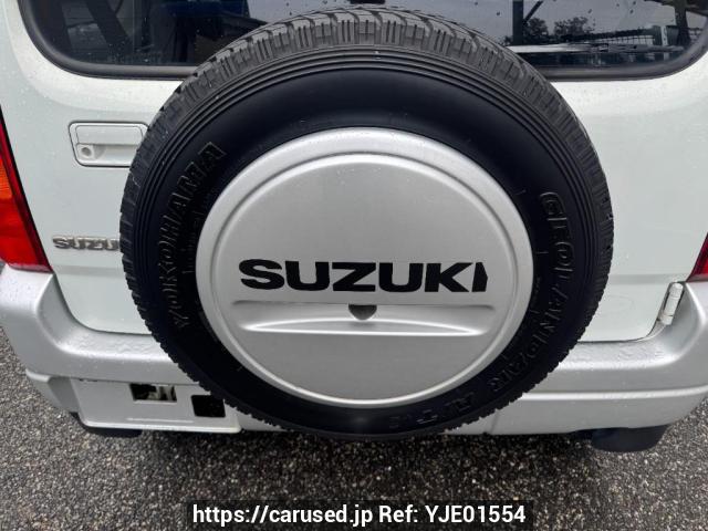 2001 Suzuki Jimny JDM car for sale — photo 24 of 24