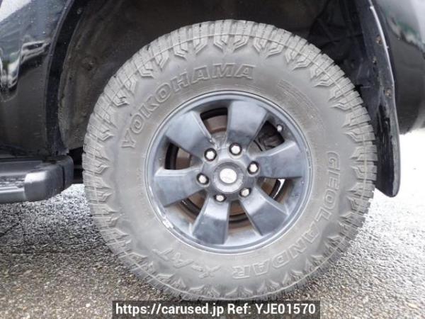 Used 2005 AT toyota hilux-surf TRN215W Image[32]