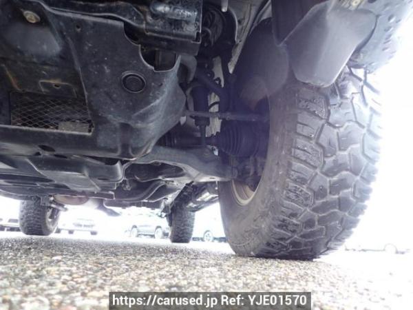 Used 2005 AT toyota hilux-surf TRN215W Image[40]