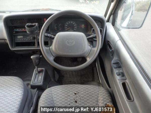Used 2002 AT toyota regiusace-van LH172V Image[17]