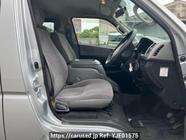 Used 2006 AT toyota hiace-van KDH205V Image[9]