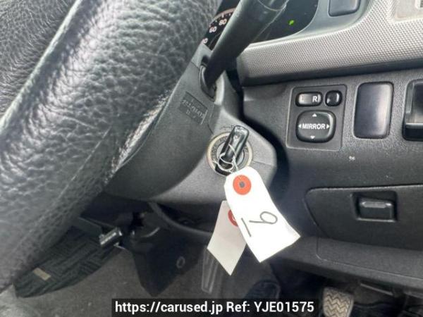 Used 2006 AT toyota hiace-van KDH205V Image[16]