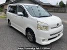 Toyota Voxy ZRR70W