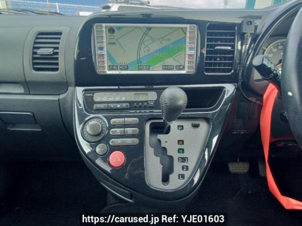 Used 2005 AT toyota wish ZNE10G Image[19]