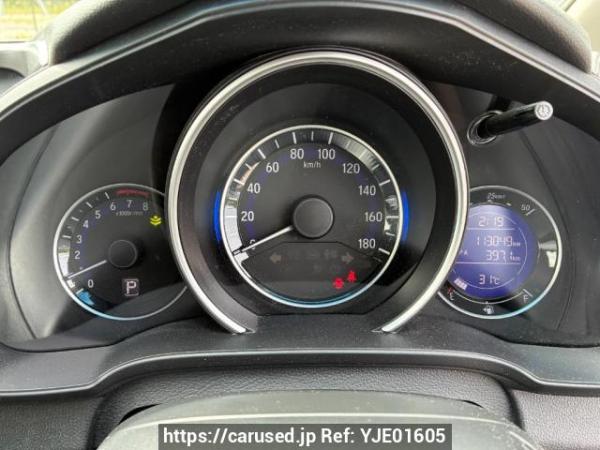 Used 2014 AT honda fit GK3 Image[16]
