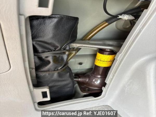 Used 2003 AT toyota hilux-surf RZN215W Image[29]