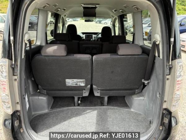 Used 2009 AT toyota voxy ZRR70W Image[6]