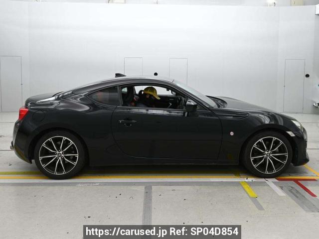 Buy Used 2016 Toyota 86 ZN6 (SP04D854) - Carused.jp