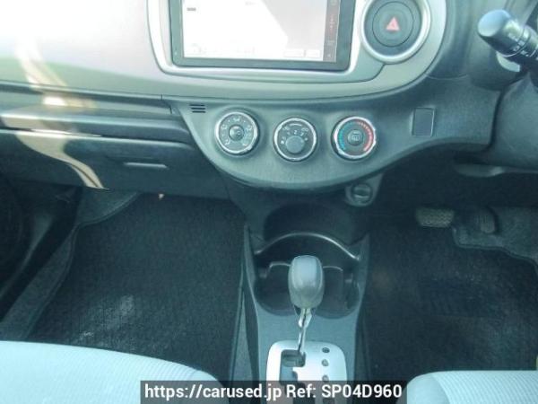 Used 2012 AT toyota vitz NSP130 Image[18]
