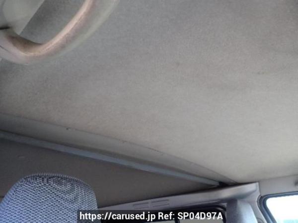 Used 2006 MT toyota hiace-van KDH205V Image[12]