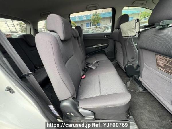 Used 2005 AT toyota wish ANE10G Image[14]