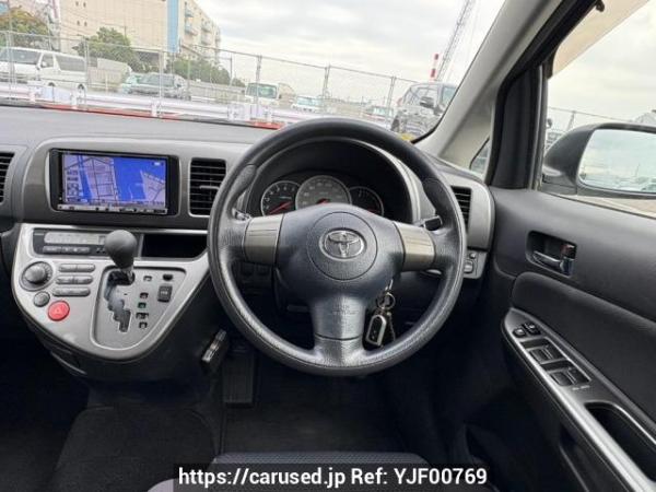 Used 2005 AT toyota wish ANE10G Image[20]