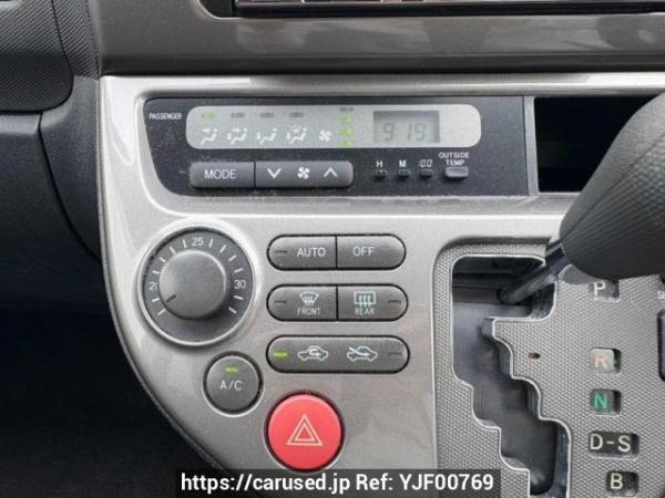 Used 2005 AT toyota wish ANE10G Image[22]