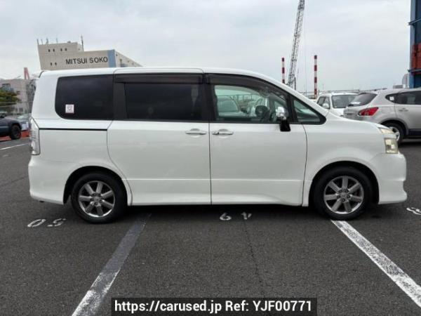Used 2008 AT toyota voxy ZRR70W Image[7]