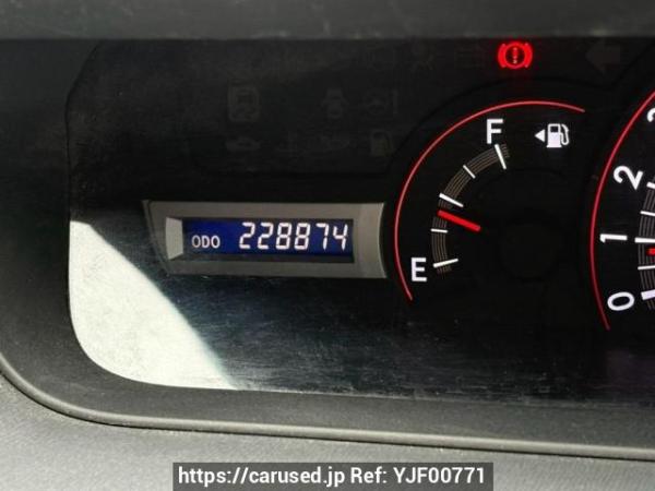 Used 2008 AT toyota voxy ZRR70W Image[26]