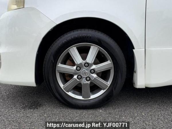 Used 2008 AT toyota voxy ZRR70W Image[32]