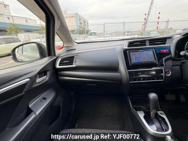 Used 2013 AT honda fit GK3 Image[17]