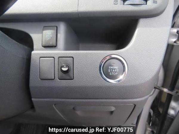 Used 2009 AT toyota noah ZRR70G Image[33]