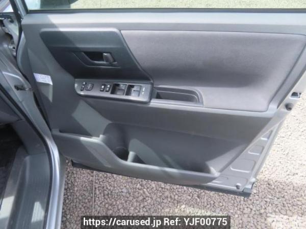 Used 2009 AT toyota noah ZRR70G Image[35]