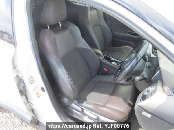 Used 2018 AT toyota c-hr ZYX10 Image[15]