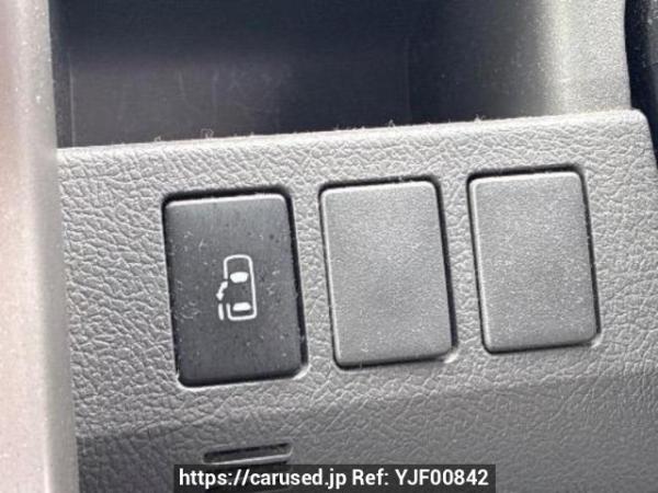 Used 2007 AT toyota voxy ZRR70G Image[26]