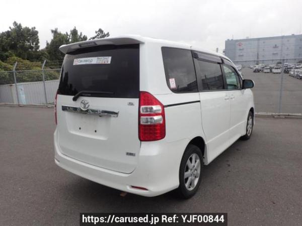 Used 2010 AT toyota noah ZRR75W Image[6]