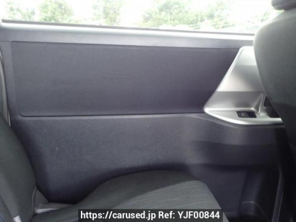 Used 2010 AT toyota noah ZRR75W Image[20]