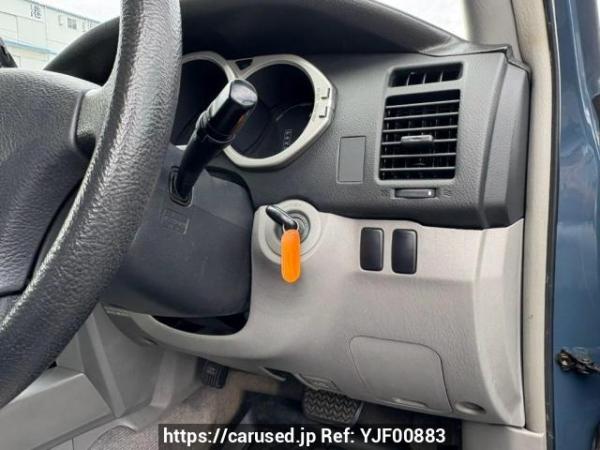 Used 2003 AT toyota hilux-surf RZN215W Image[27]