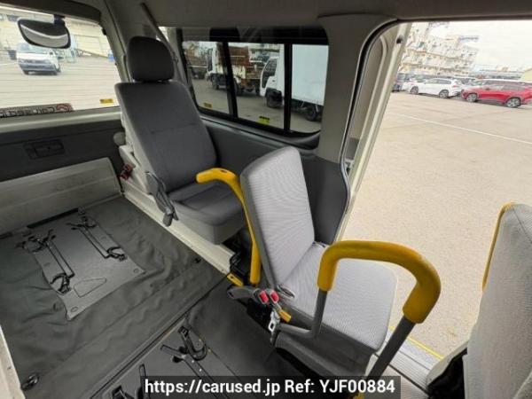 Used 2005 AT toyota hiace-van KDH205K Image[16]