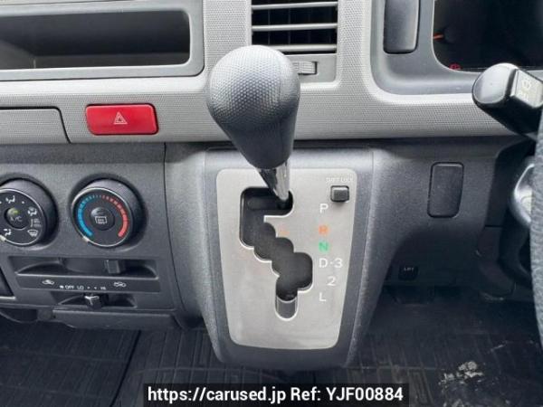 Used 2005 AT toyota hiace-van KDH205K Image[23]