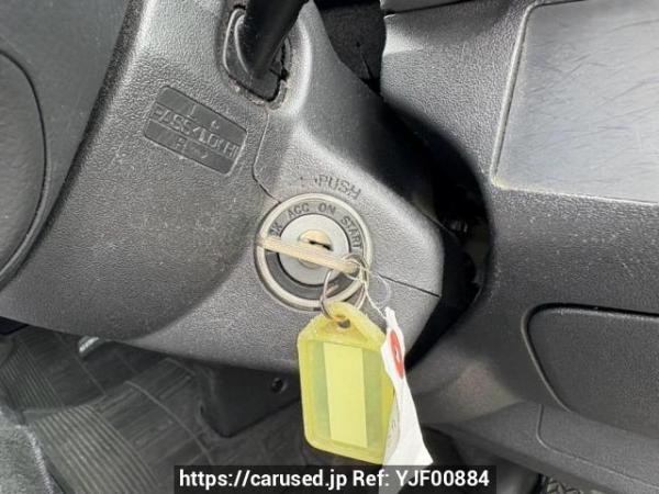 Used 2005 AT toyota hiace-van KDH205K Image[26]