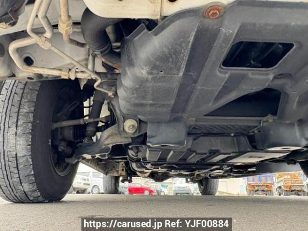 Used 2005 AT toyota hiace-van KDH205K Image[33]