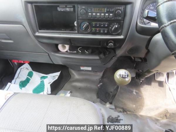 Used 2005 MT mazda bongo-van SKF2V Image[26]