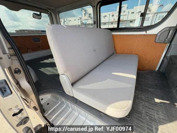 Used 2006 AT toyota regiusace-van KDH200V Image[14]