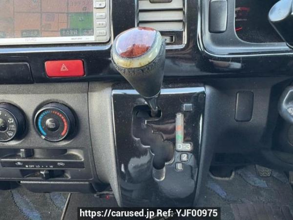 Used 2005 AT toyota hiace-van TRH200V Image[21]