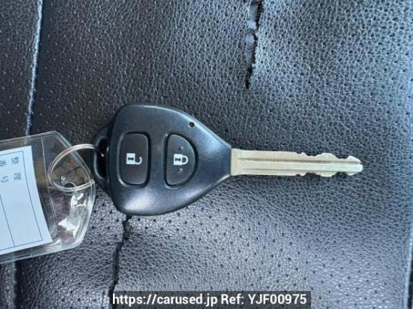 Used 2005 AT toyota hiace-van TRH200V Image[27]