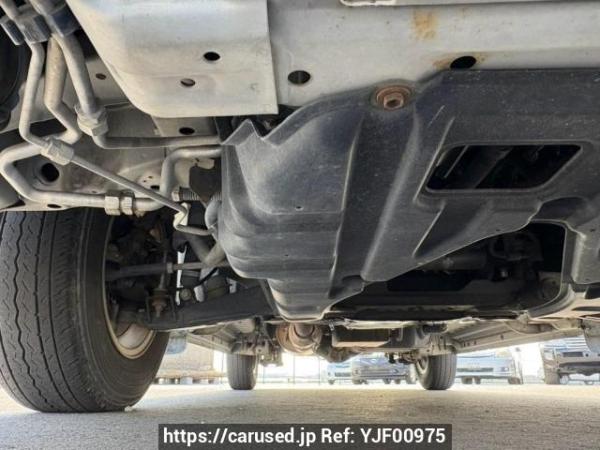 Used 2005 AT toyota hiace-van TRH200V Image[33]