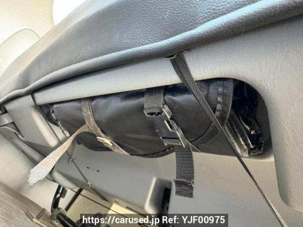 Used 2005 AT toyota hiace-van TRH200V Image[43]