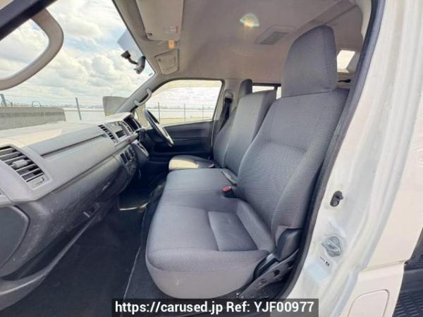 Used 2011 AT toyota regiusace-van TRH200K Image[13]