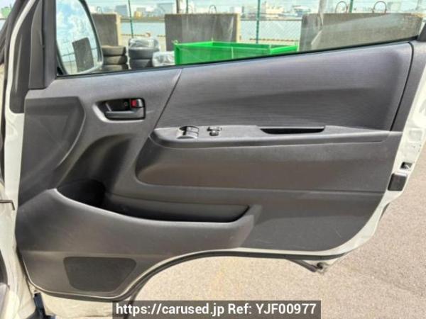 Used 2011 AT toyota regiusace-van TRH200K Image[29]